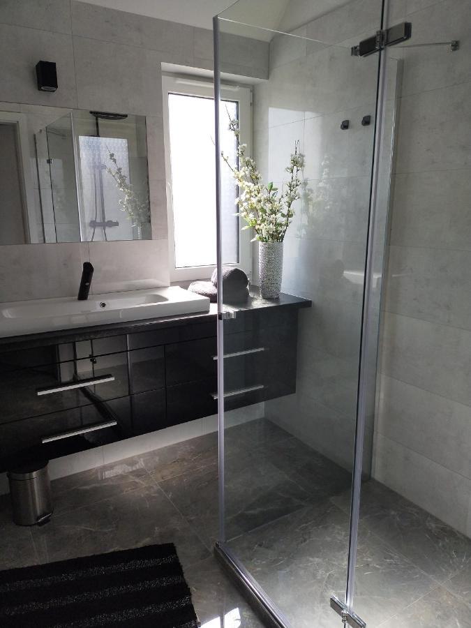 Apartament - Come In Любин Экстерьер фото