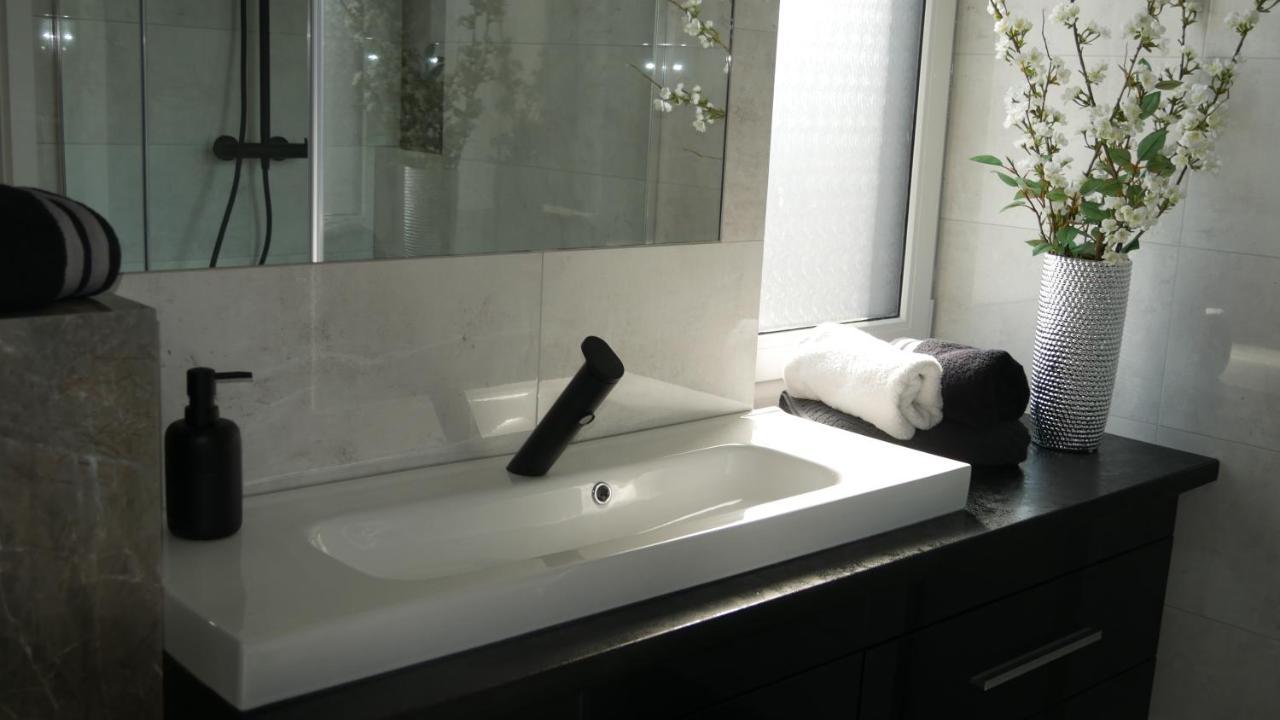 Apartament - Come In Любин Экстерьер фото